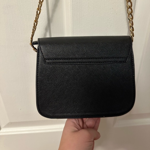 Michael Kors gold chain crossbody bag - Picture 3 of 3